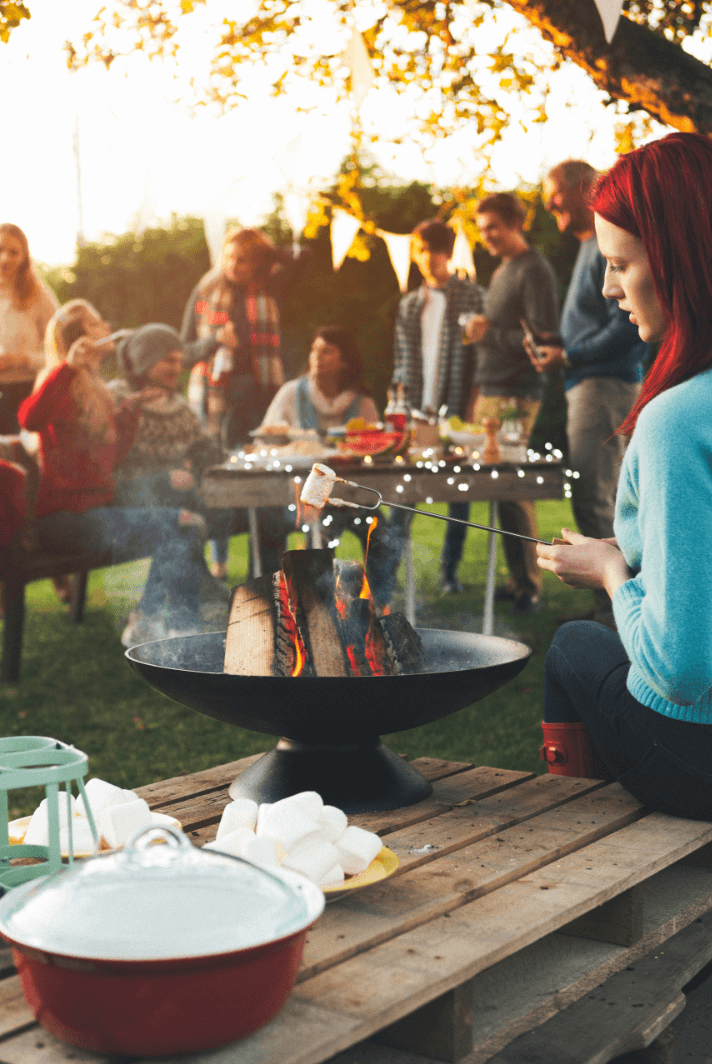 Creating a Winter Outdoor Living Space with Firewood Grilling